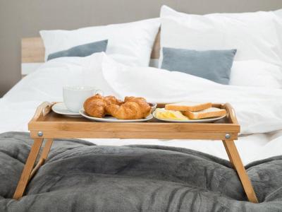 Kitchen Folding Wooden Breakfast Bed Tray Table {special price is $49.50}