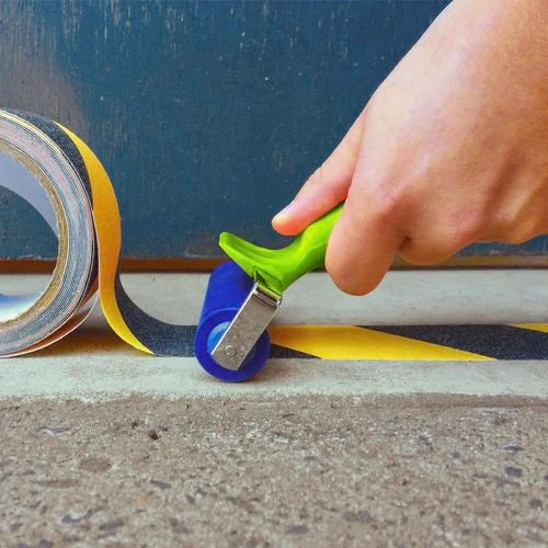 Safety Croc Grip Roller Applicator