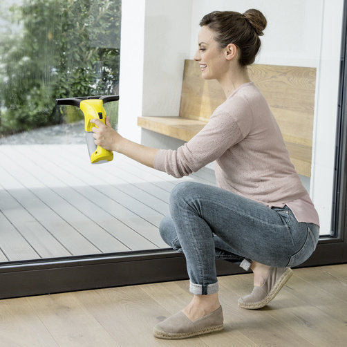 Cleaning KARCHER WV 1 WINDOW VAC