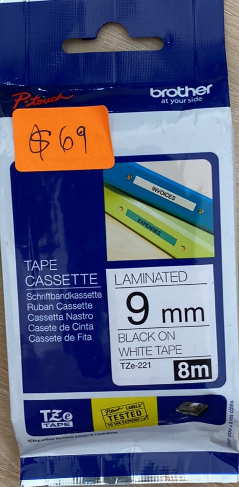 Printer Brother TZe-221 9mm x 8m Black on White Tape