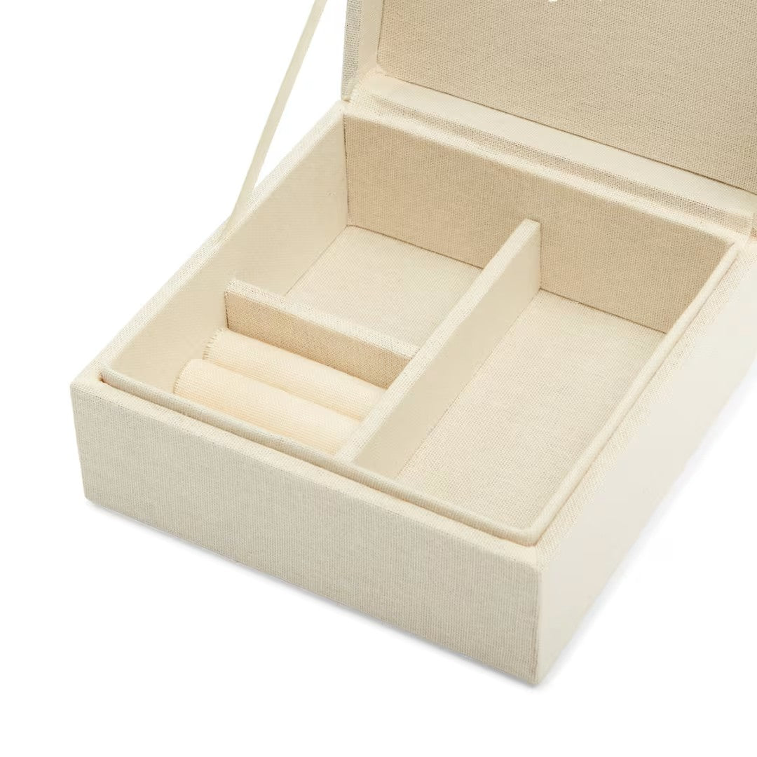 Palm Jewellery Box