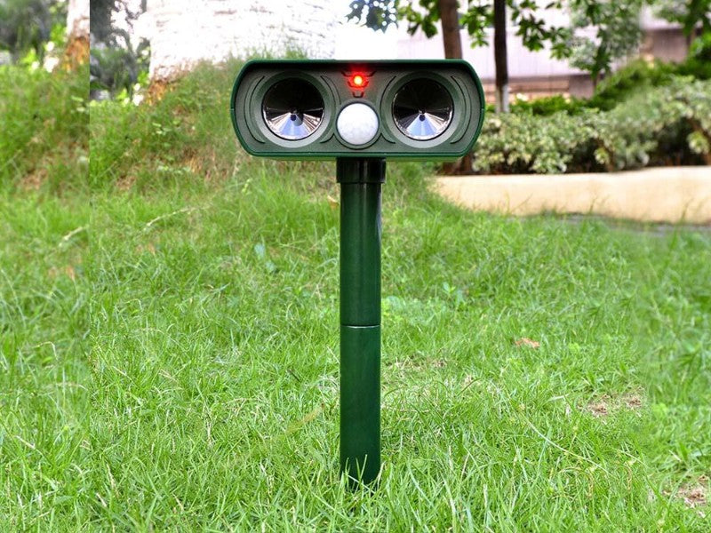 Solar Power Ultrasonic Animal Repeller Cat Dog Garden Deterrent