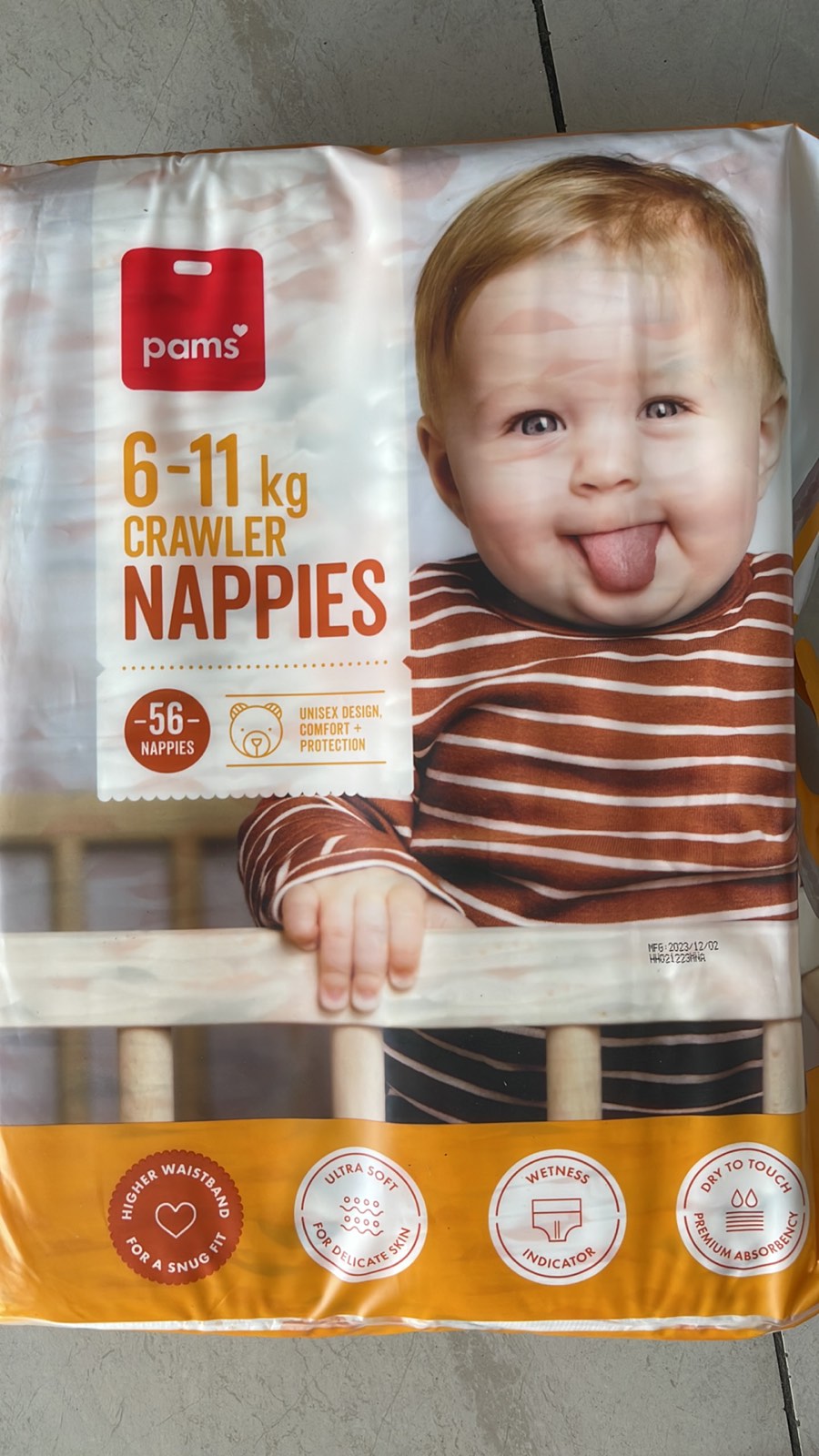 Baby Pams Nappies 6-11kg Crawler 56pk